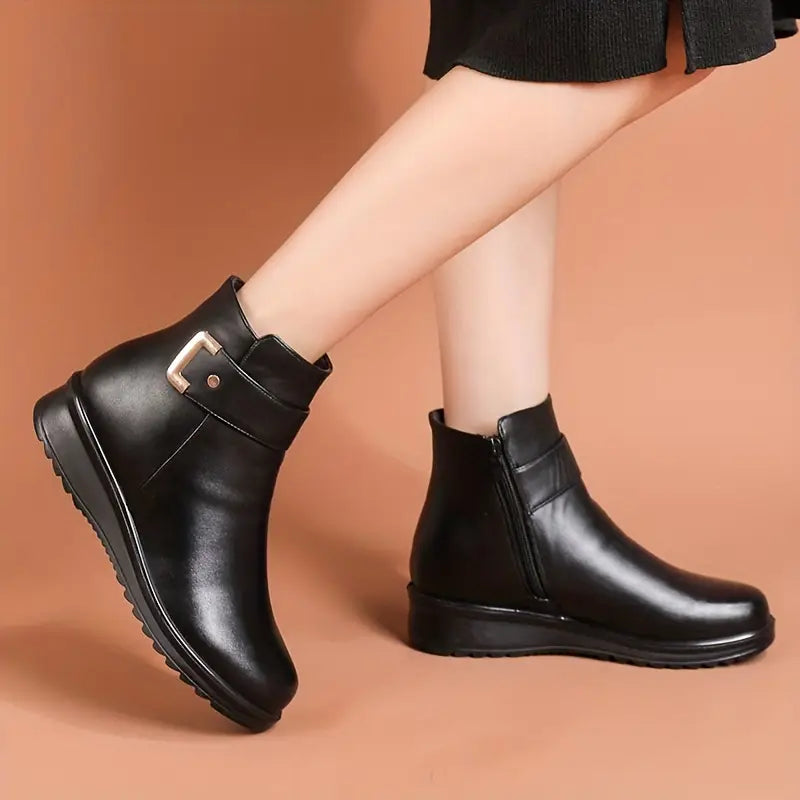 SAVVINA™ FLEECE-LINED WINTER ANKLE BOOTS